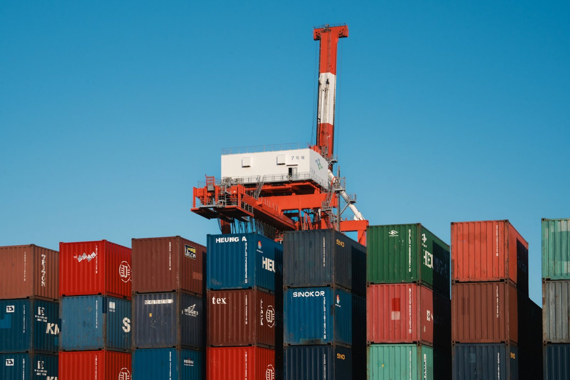 Reach stacker handling containers